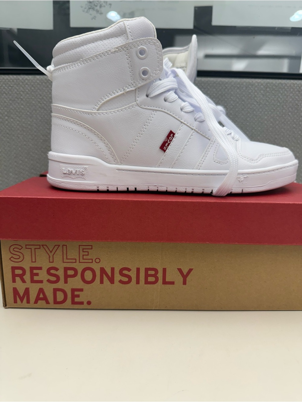 Levi's White  women size 6m width High-Top Sneakers with Red Logo Tab